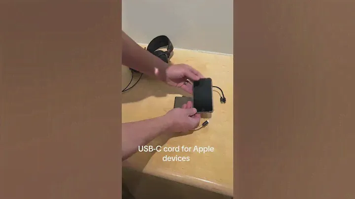 Unboxing the iFi Hip DAC 3