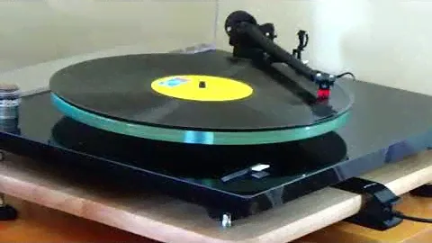 HIFI 43 : IFI ZEN PHONO + REGA P3 TT + AT VM95ML CART + HEGEL H95 AMP + LS3/5A  SPEAKERS (NVE2108B)