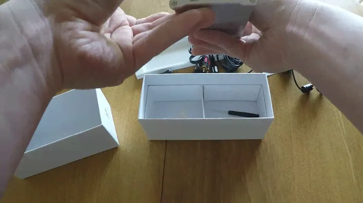 iFi Audio iTUBE Micro Unboxing