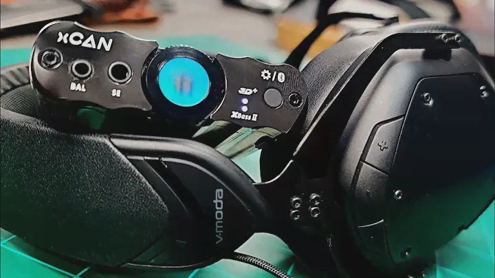 Портативный усилитель iFi xCAN Bluetooth