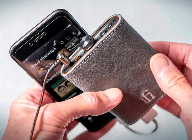 iFi HIP-DAC Case-2